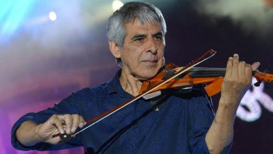 Peteco Carabajal víctima de extorsión tras una charla virtual