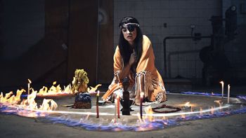 Andrea Estévez es la hermana de Nazarena Vélez en HDP