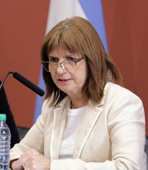¿Un infiltrado en la Rosada?: Bullrich les reclamó a Adepa y Fopea que armen un protocolo de pedido de antecedentes a periodistas