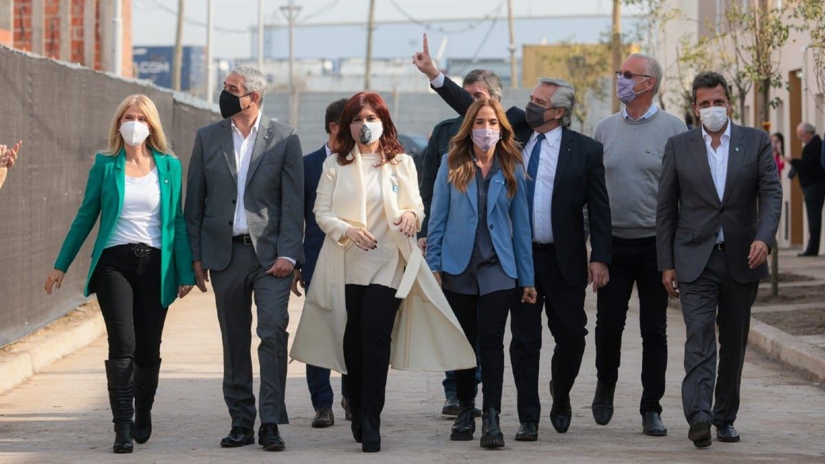 El presidente Alberto Fernández junto a Cristina Kirchner