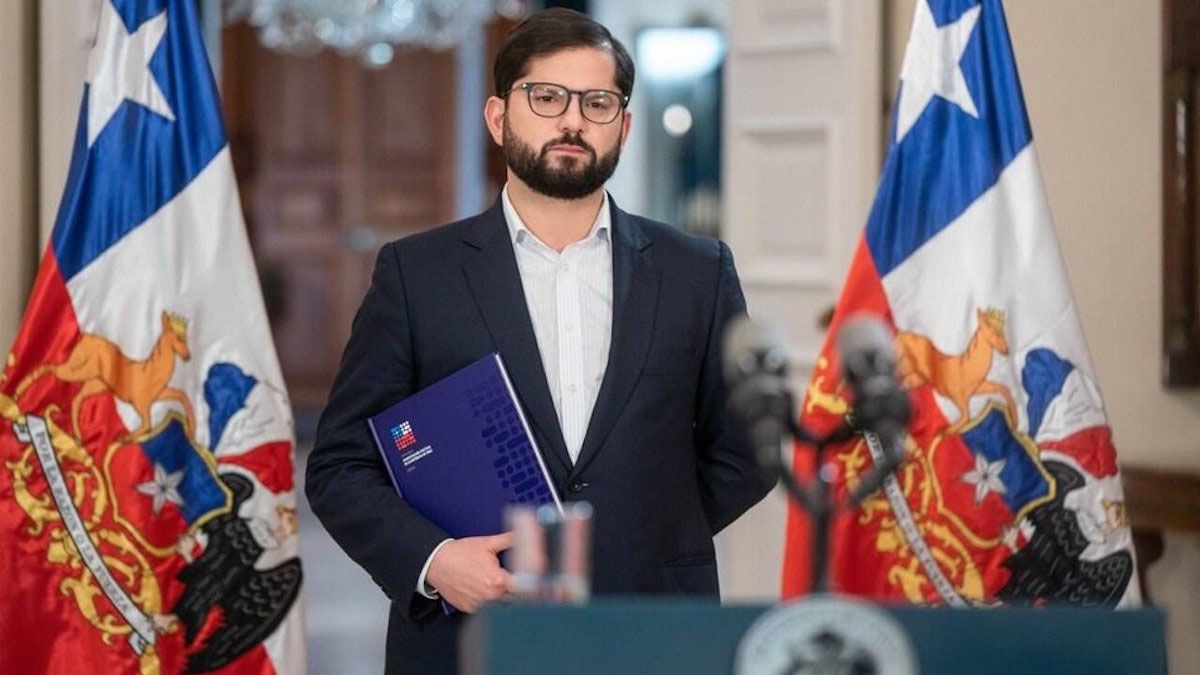 El presidente de Chile, Gabriel Boric, no pudo eliminar el sistema de capitalizaci&oacute;n privado para las jubilaciones (Foto: archivo).
