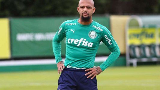 Una Felipe Melo clásica: el brasileño le hizo gestos obscenos a los hinchas del Santos y puede ser suspendido de oficio