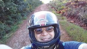 El profesor que viajó tres días por Misiones en moto para repartir la tarea a sus alumnos