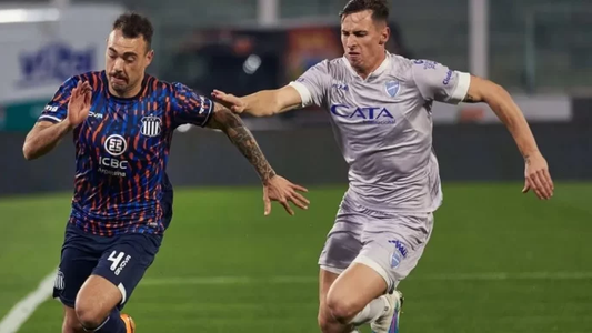 Escándalo en el fútbol: suspenden el partido entre Godoy Cruz y Talleres de Córdoba antes del segundo tiempo