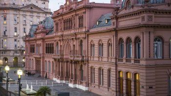 Intensa jornada de reuniones en la Rosada: con la mira puesta en la inflación, reciben a la CGT y al campo