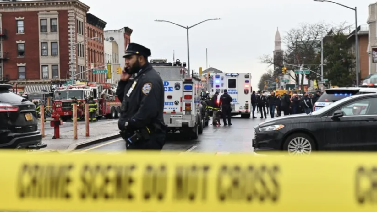 Fotos Del Tiroteo En Estación Del Metro En Brooklyn, Nueva York