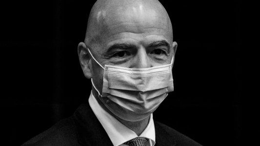Gianni Infantino, presidente de la FIFA, dio positivo de coronavirus y deberá estar aislado