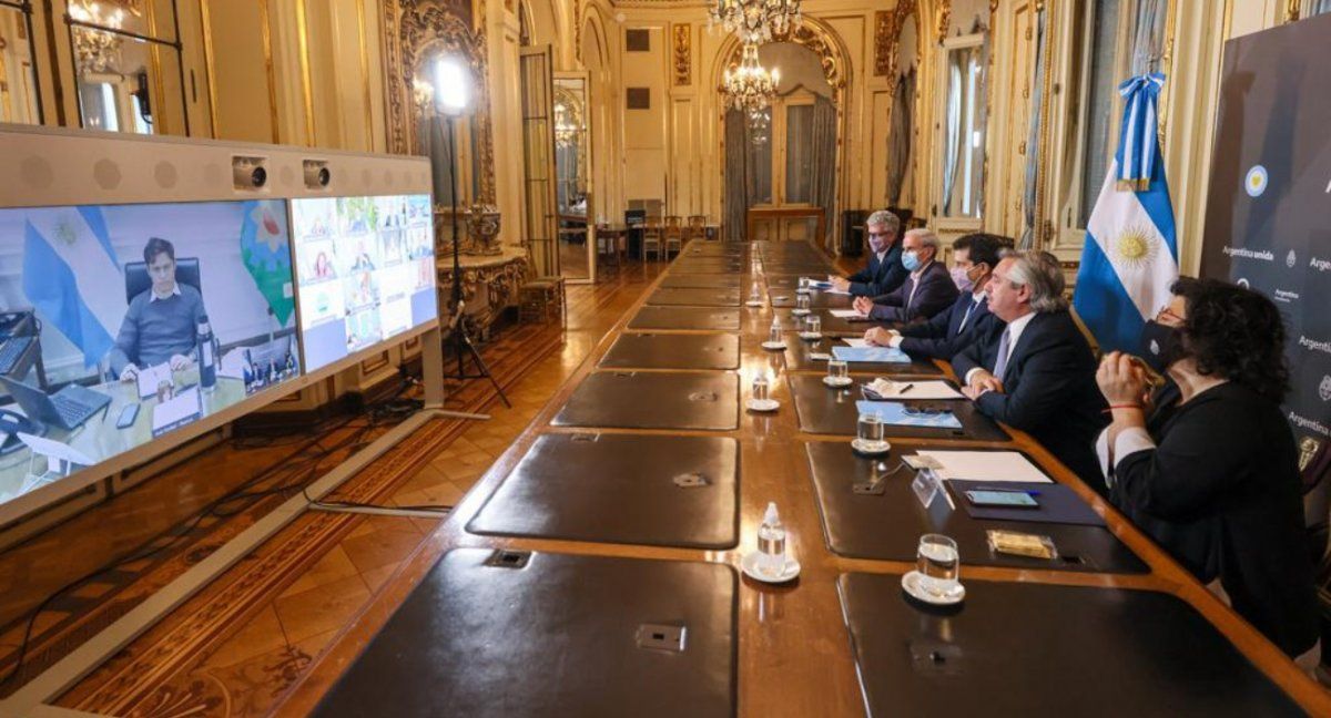 Alberto Fernández convocó a gobernadores para analizar la situación epidemiológica.