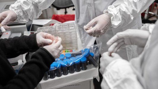 La Unión Europea apoya liberar las patentes de vacunas