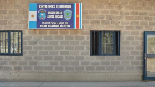 Terror en una cárcel: un preso causó revuelo tras afirmar que un espíritu lo atormentaba