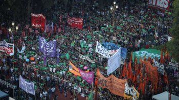 Por la fuerte tormenta, se suspendió el acto de apertura del Encuentro Nacional de Mujeres