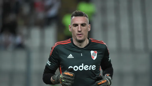 ¿Se va Franco Armani? El arquero que desea incorporar River a partir de julio