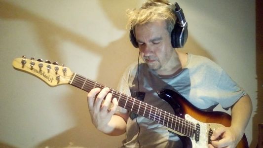 Es músico, le detectaron hipoacusia y un implante le cambió la vida: Lo más duro fue sentir que los sonidos se rompían