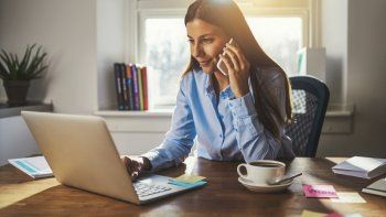 ¿Cómo ganar dinero desde casa?
