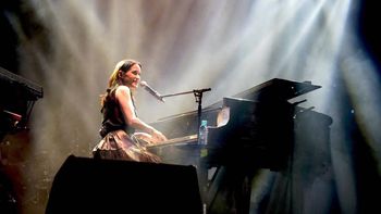 Julieta Venegas cautivó a sus fans en el Gran Rex