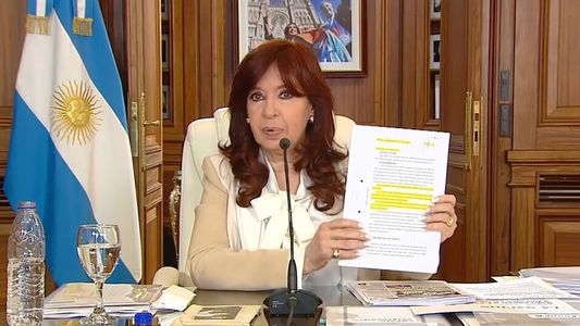 Cristina Kirchner mencionó al arquero del Liverpool y estallaron los memes