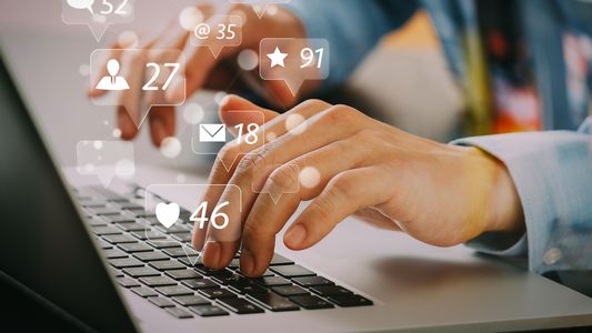 PyMES: por qué conviene tener un equipo de contenidos