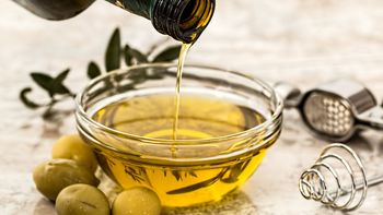 JAMÁS uses el aceite de oliva para fritar: la sencilla razón que puede cambiar tu arte culinario