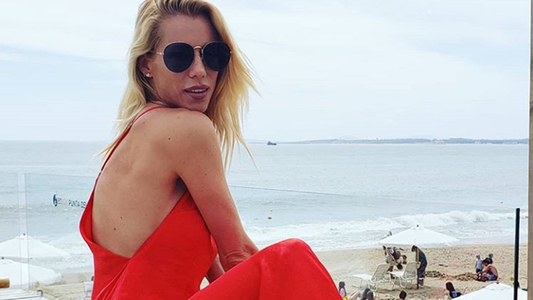 Nicole Neumann se desmayó en un barco y tuvieron que bajarla y trasladarla en ambulancia