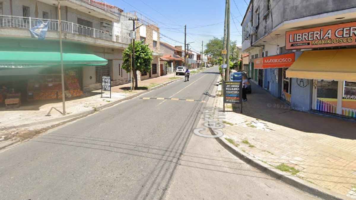 La esquina donde la mujer fue abordada. Foto: captura Google Maps.&nbsp;