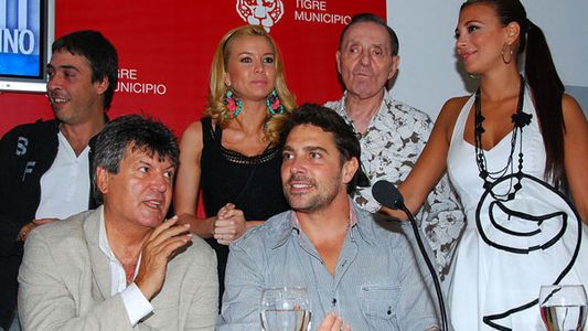 Carlín Calvo volvió al trabajo y presentó la obra que dirige