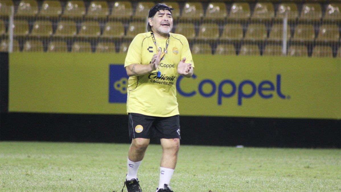 Maradona siendo Maradona en Sinaloa: Ya probé de todo en México