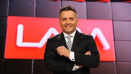 El brutal ataque de Ángel de Brito a un periodista por decir que está enfermo