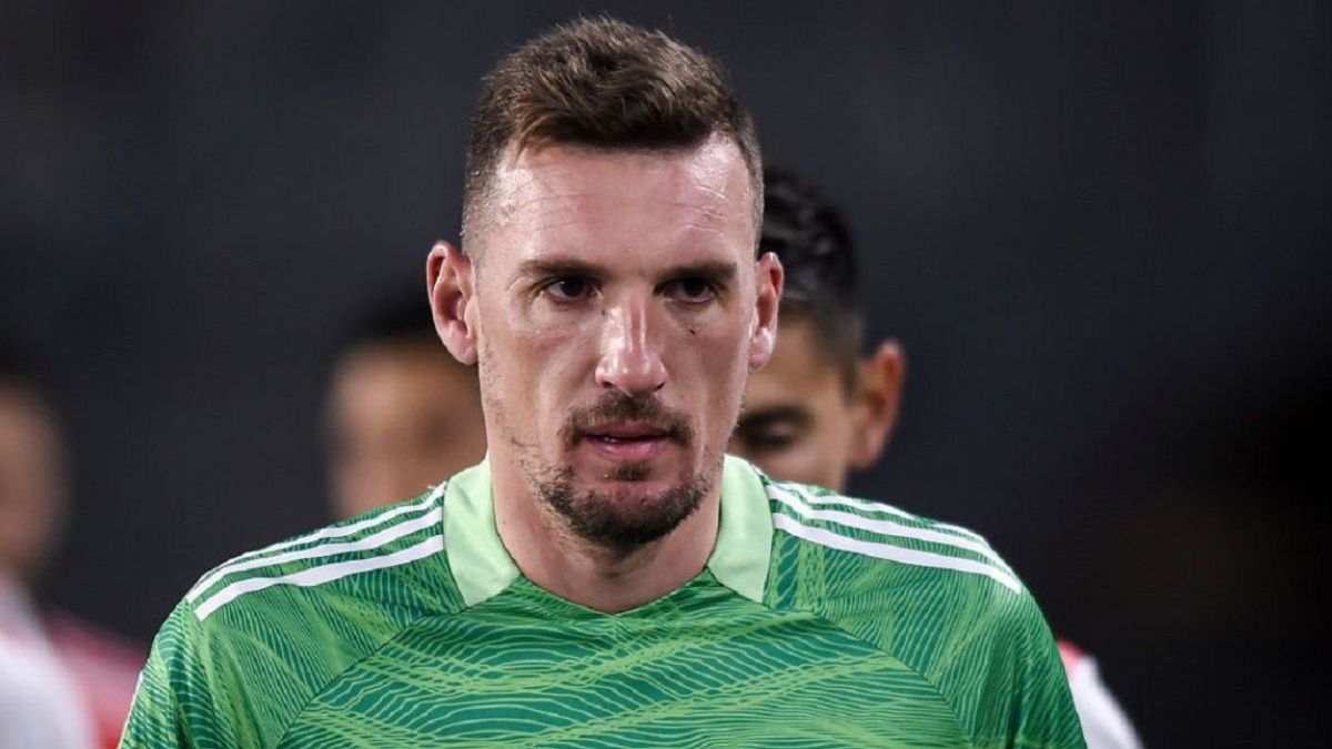 Franco Armani no llegaría al partido contra Boca.