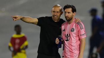 La tajante respuesta de Mascherano cuando le preguntaron si Messi jugará el Mundial que sorprendió a todos