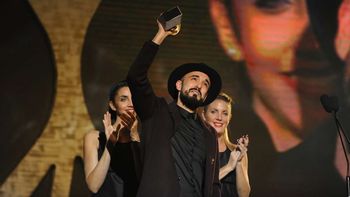 Abel Pintos se quedó con el Premio Gardel de Oro por su disco 11