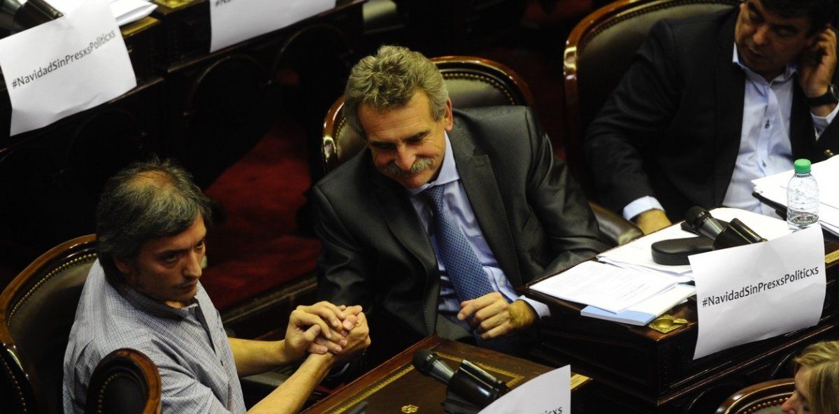 Rossi confirmó que Máximo presidirá el bloque de diputados del Frente de Todos