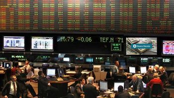 A días del cierre del año, la Bolsa se acerca a un nivel histórico: a cuánto cotiza el dólar