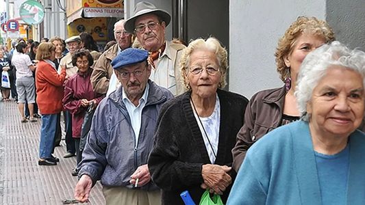 Cuánto aumentarán las jubilaciones y la AUH en junio tras conocerse el dato de la inflación