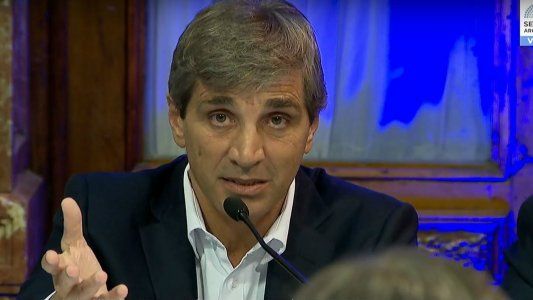 Luis Caputo, en el Congreso: “No podemos tener este ritmo de deuda por 10 o 5 años”
