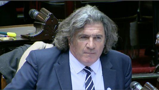 Ramón, el “diputado panqueque”, justificó su voto negativo y habló de… la tarifa del gas