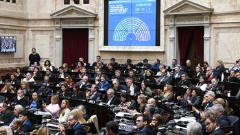 La Libertad Avanza busca obtener dictamen para tratar este miércoles la reforma de la ley de Glaciares