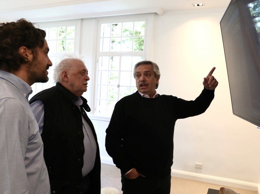 Alberto manda a medio Gabinete a La Plata para definir protocolo en villas bonaerenses con Kicillof y 135 intendentes