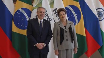 Alberto Fernández se reunió con Dilma Rousseff para impulsar el ingreso de Argentina a los Brics. (Foto: captura video de Presidencia)
