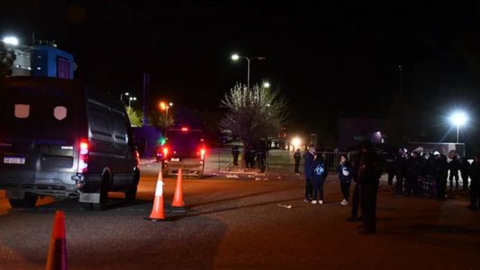 Murió un hincha de Independiente Rivadavia tras un choque entre la barra y la policía de San Luis
