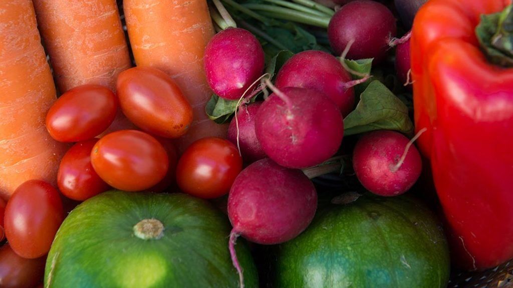 Coronavirus y alimentos: ¿Por qué se dispararon los precios de frutas y verduras?