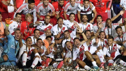 En los festejos, los jugadores de River arremetieron contra Chiqui Tapia y Carlos Tevez