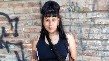 Quilmes: una mujer cayó de un auto en movimiento y luego fue atropellada por otro