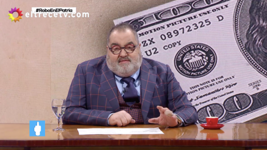 Revelan que un empleado encontró US$ 100.000 en el Instituto Patria y se los robó