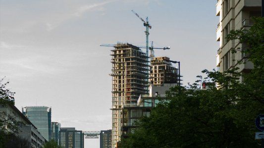 La actividad económica cayó 2,1% interanual en septiembre