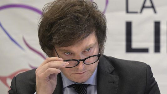 El insólito tuit de Javier Milei mientras se debate la ley Bases en el Congreso