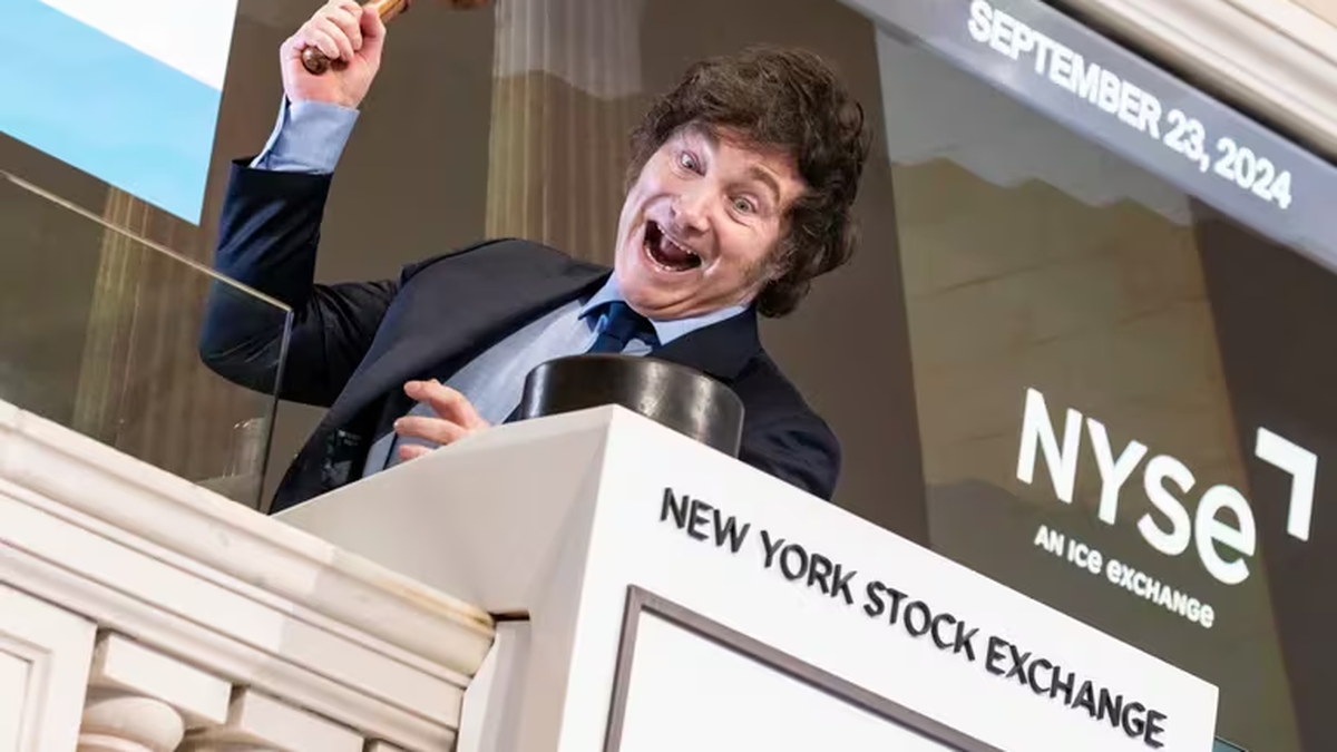 El presidente Javier Milei habló en Wall Street y cayeron las acciones argentinas.&nbsp;