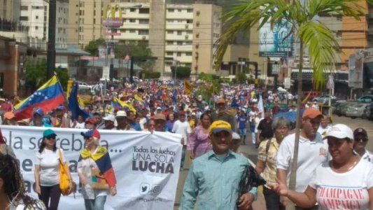 Juan Antonio Guaidó encabeza una nueva marcha contra el poder de Nicolás Maduro en Venezuela