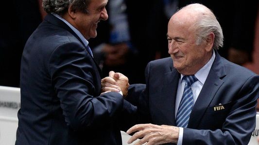 El suizo Blatter y el francés Platini fueron absueltos de la acusación de fraude en tribunal suizo