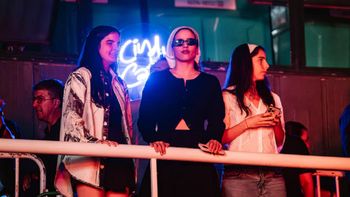 Qué hizo Rosalía al llegar a la Argentina y con qué artistas argentinos se encontró: las fotos