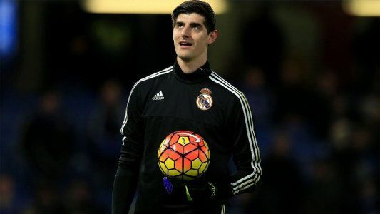 Real Madrid hizo oficial la llegada de Courtois, uno de los mejores arqueros del Mundial de Rusia